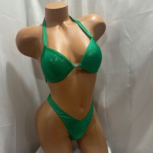 NPC competition Figure suit Hunter Green cup size 34B small bottom